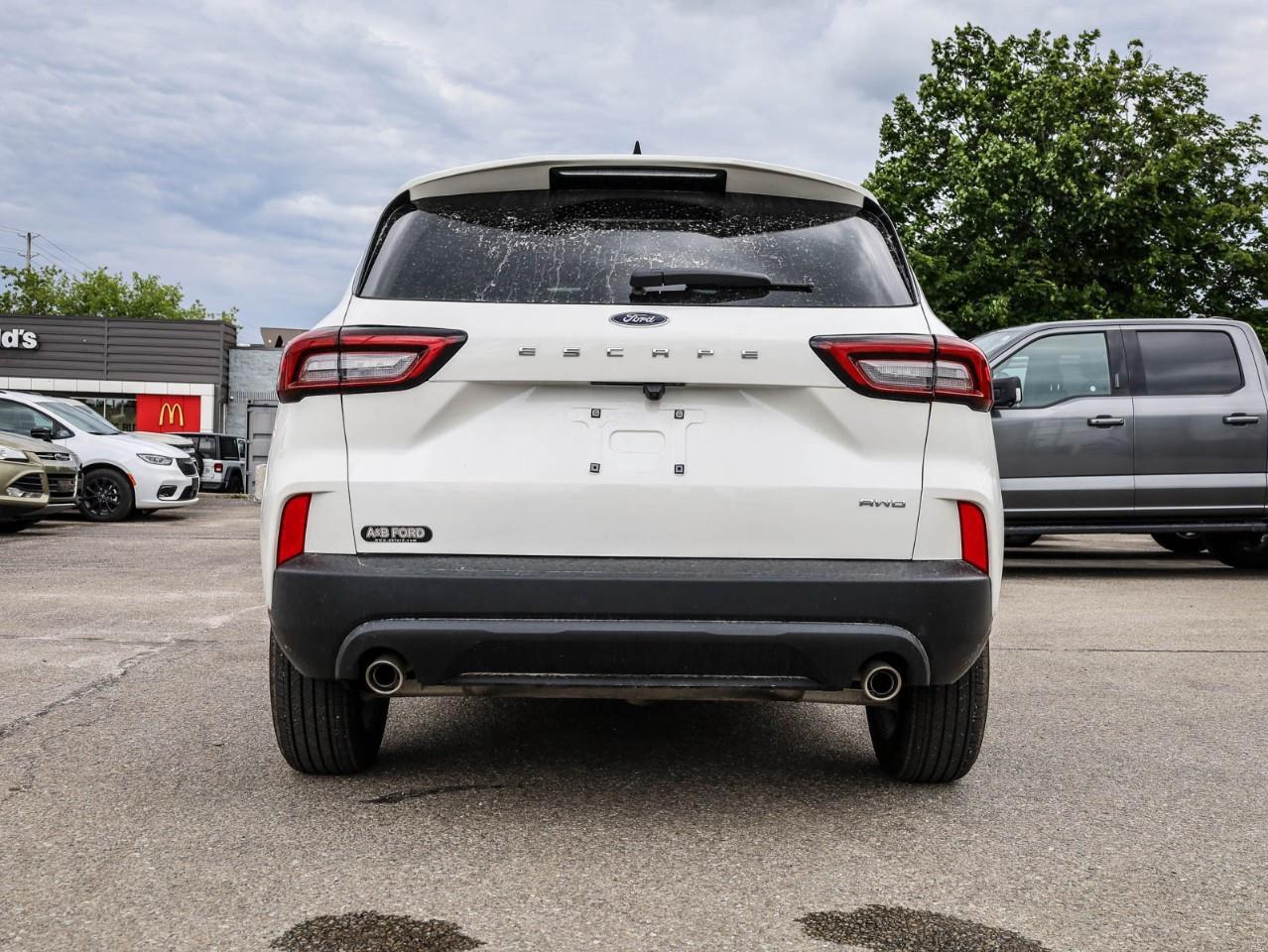 2025 Ford Escape ST-Line 4dr All-Wheel Drive Photo