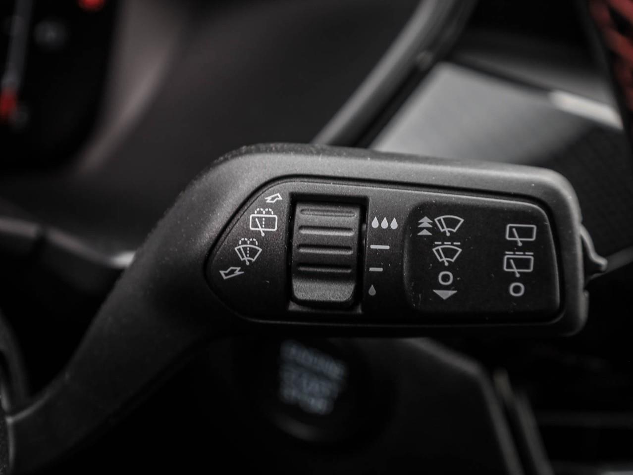 2025 Ford Escape ST-Line 4dr All-Wheel Drive Photo
