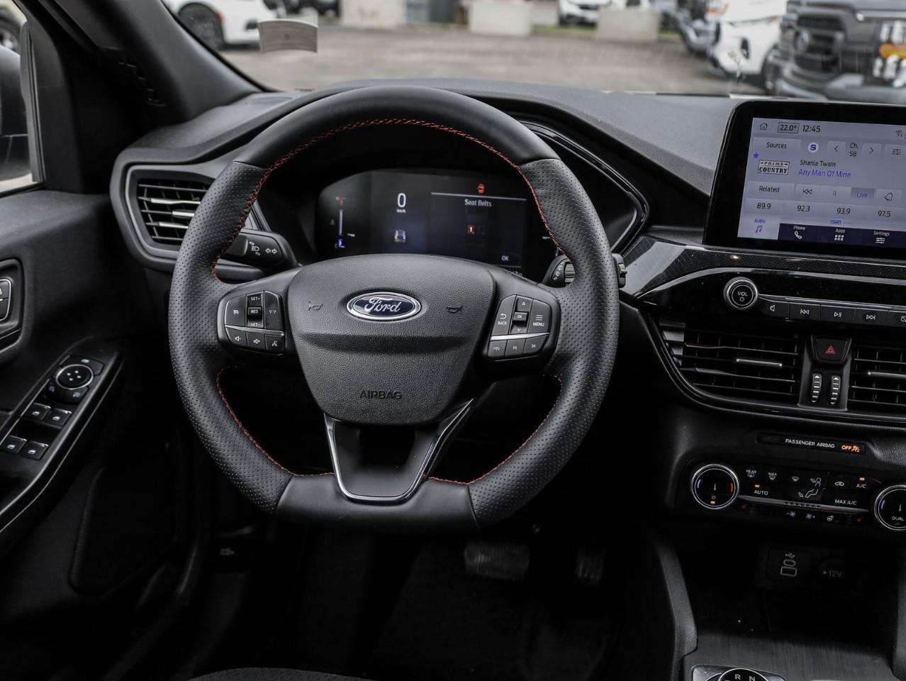 2025 Ford Escape ST-Line 4dr All-Wheel Drive Photo