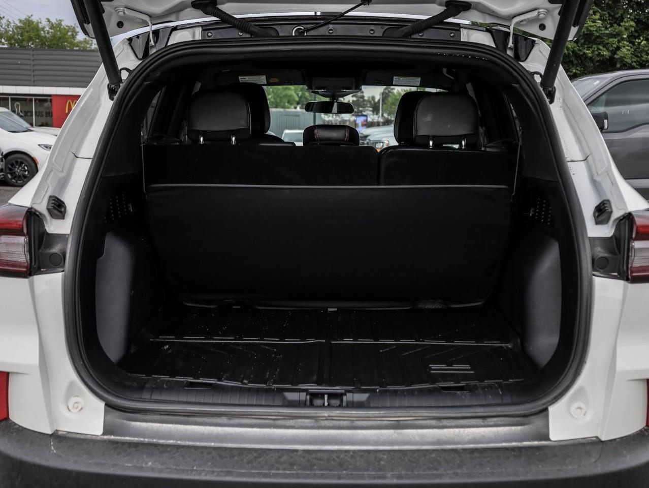 2025 Ford Escape ST-Line 4dr All-Wheel Drive Photo