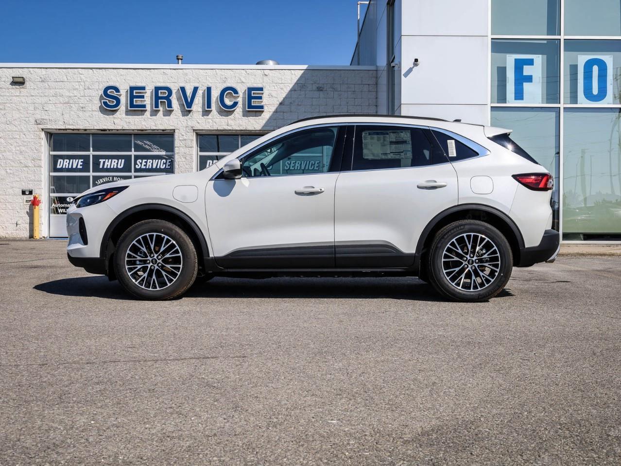 2025 Ford Escape PHEV 4dr Front-Wheel Drive Photo