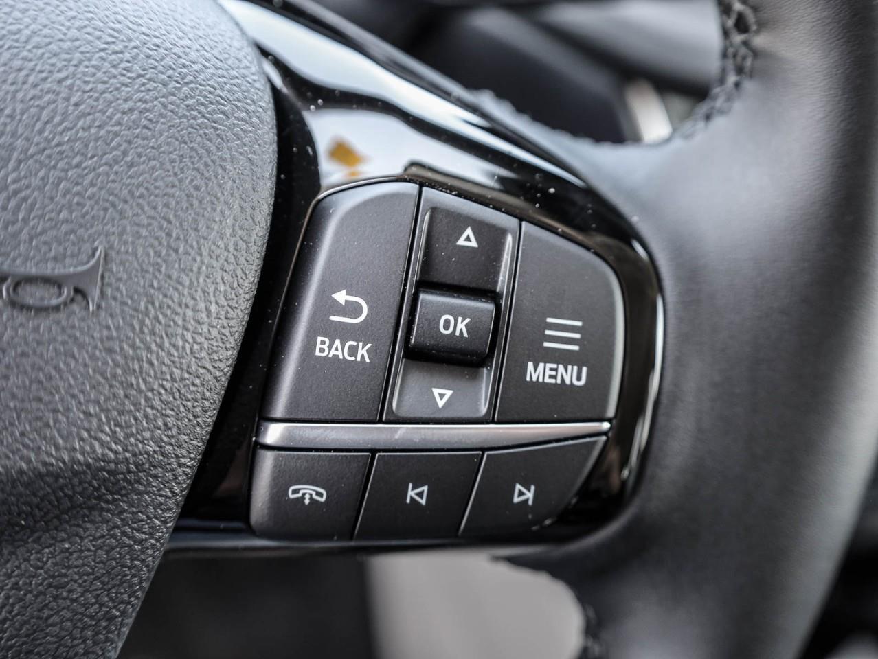 2025 Ford Escape PHEV 4dr Front-Wheel Drive Photo