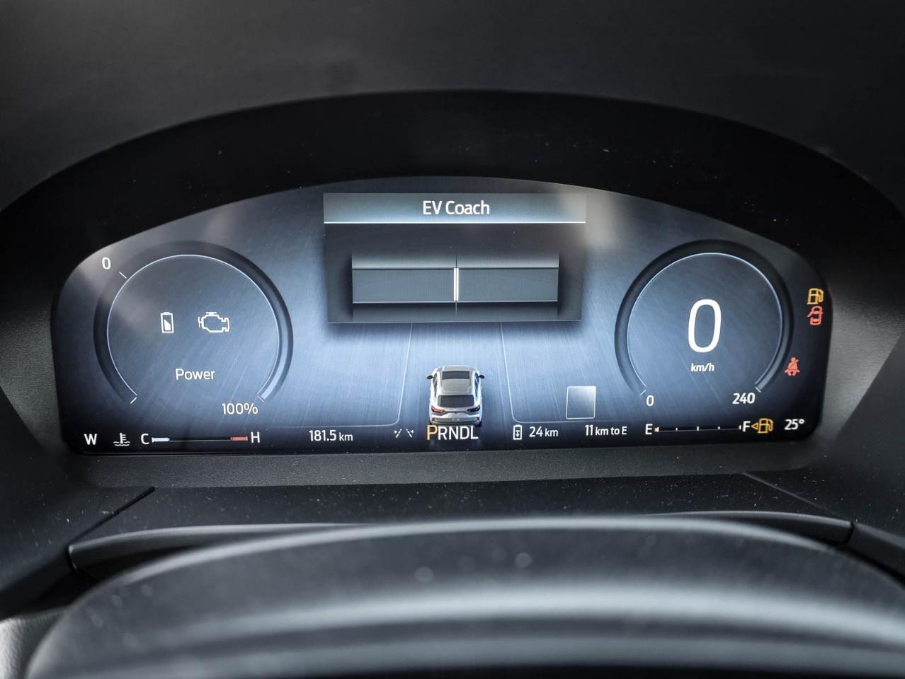 2025 Ford Escape PHEV 4dr Front-Wheel Drive Photo