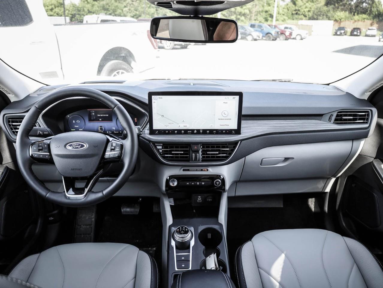 2025 Ford Escape PHEV 4dr Front-Wheel Drive Photo