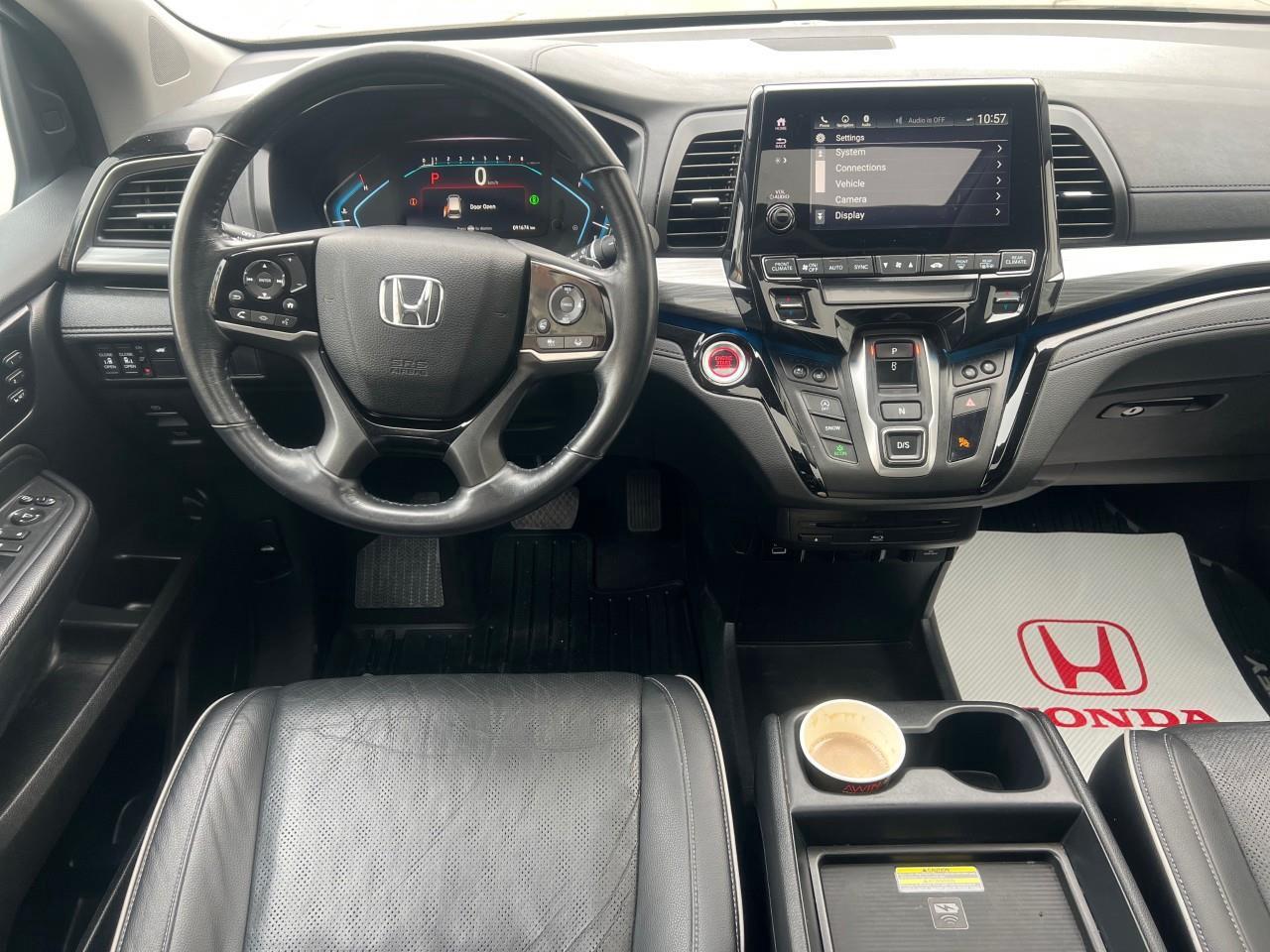 2023 Honda Odyssey Touring Passenger Van Photo