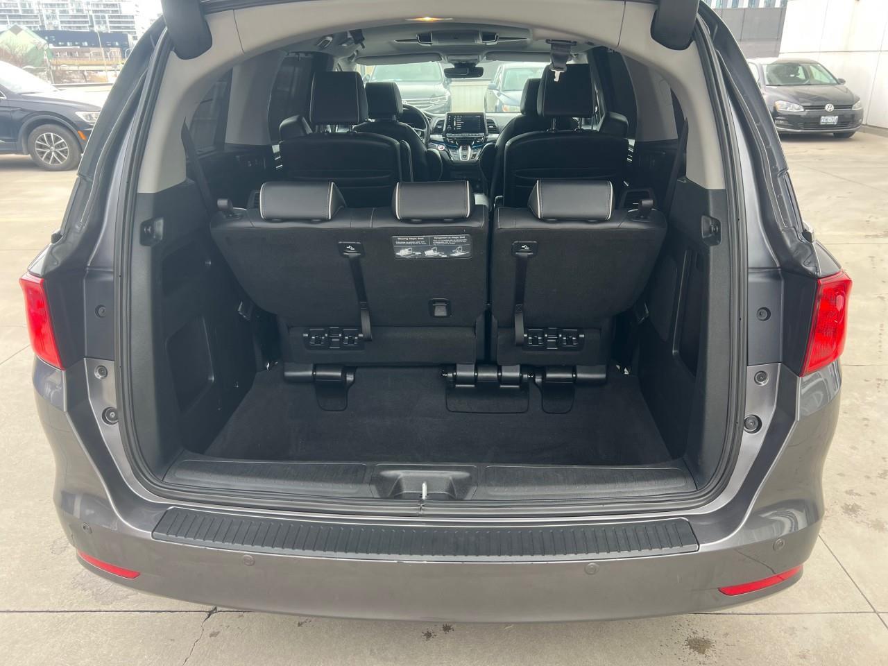 2023 Honda Odyssey Touring Passenger Van Photo