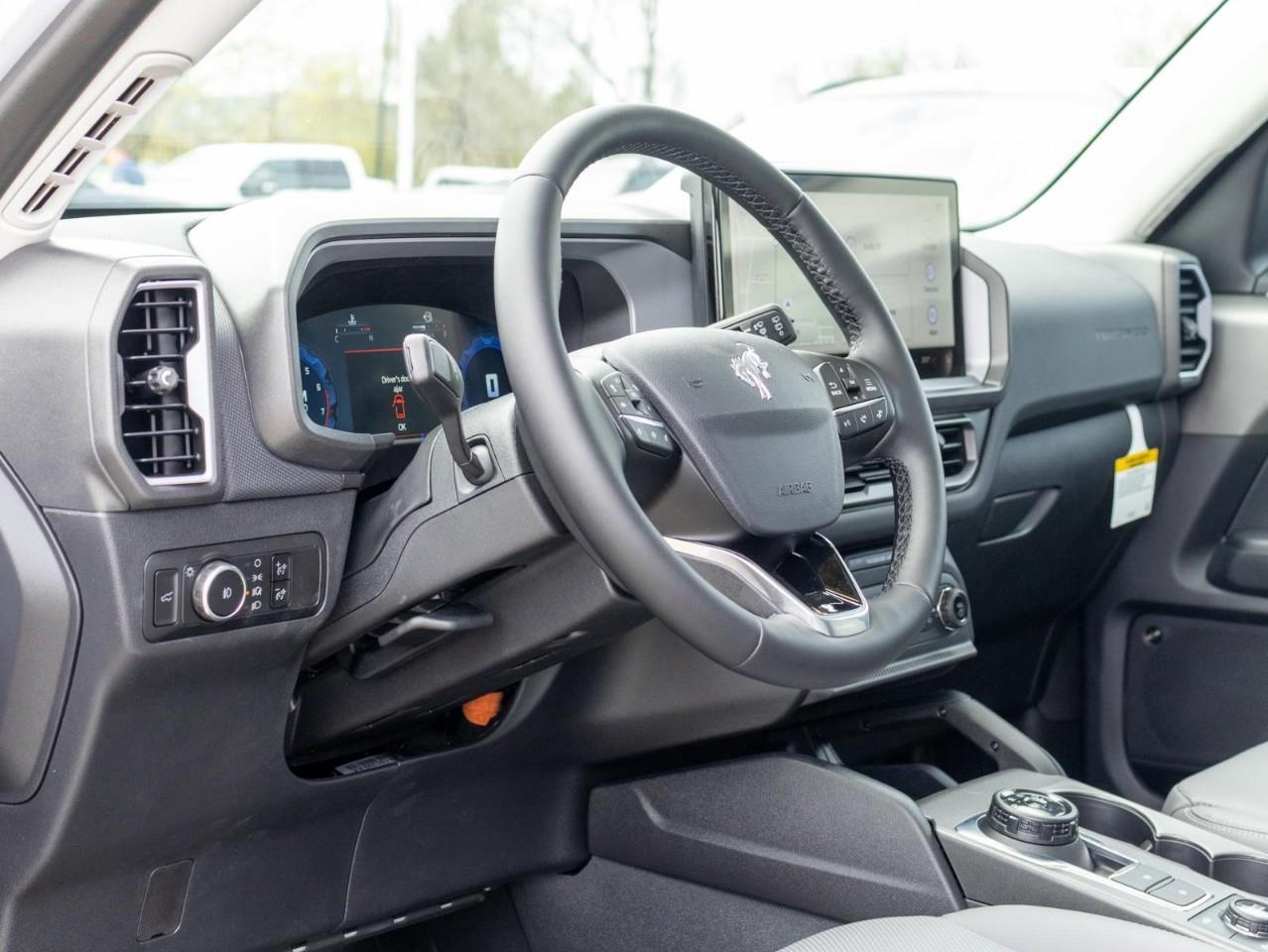 2025 Ford Bronco Sport Badlands 4dr 4x4 Photo