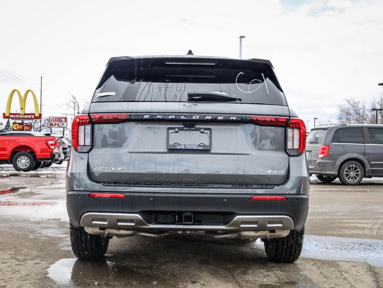 2026 Ford Explorer Active 4dr 4x4 Photo