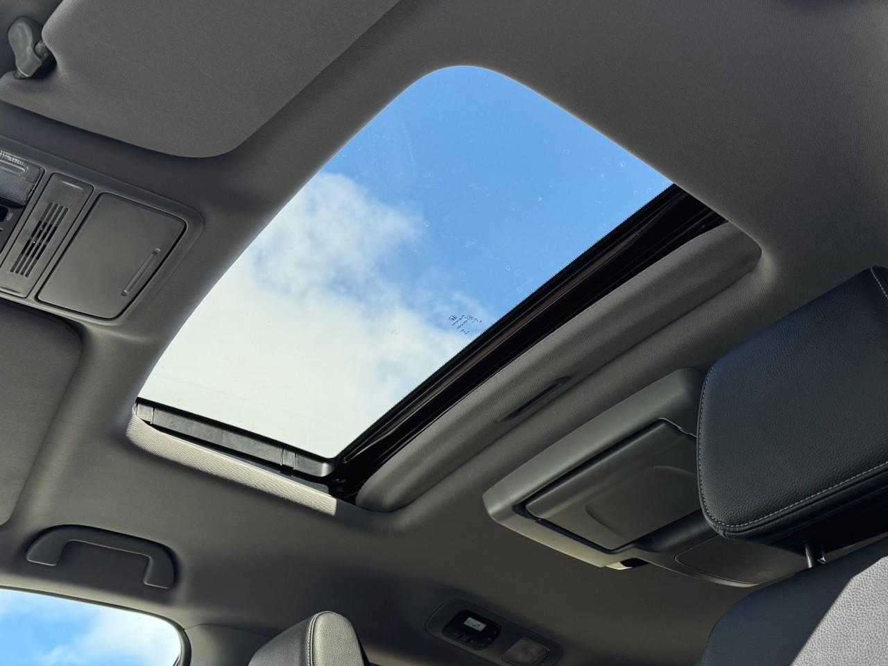 2024 Honda Odyssey EX-L Passenger Van Photo