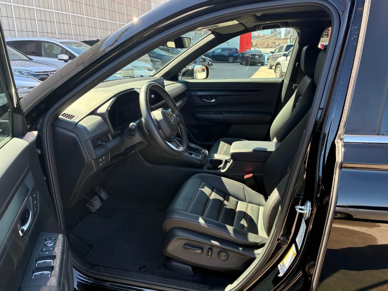 2025 Honda CR-V Hybrid EX-L 4dr All-Wheel Drive Photo