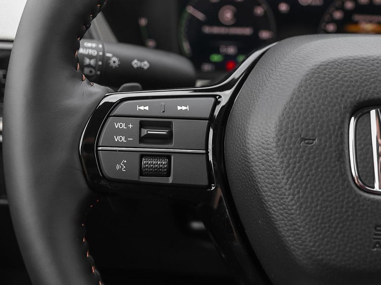 2026 Honda CR-V Hybrid Touring 4dr All-Wheel Drive Photo