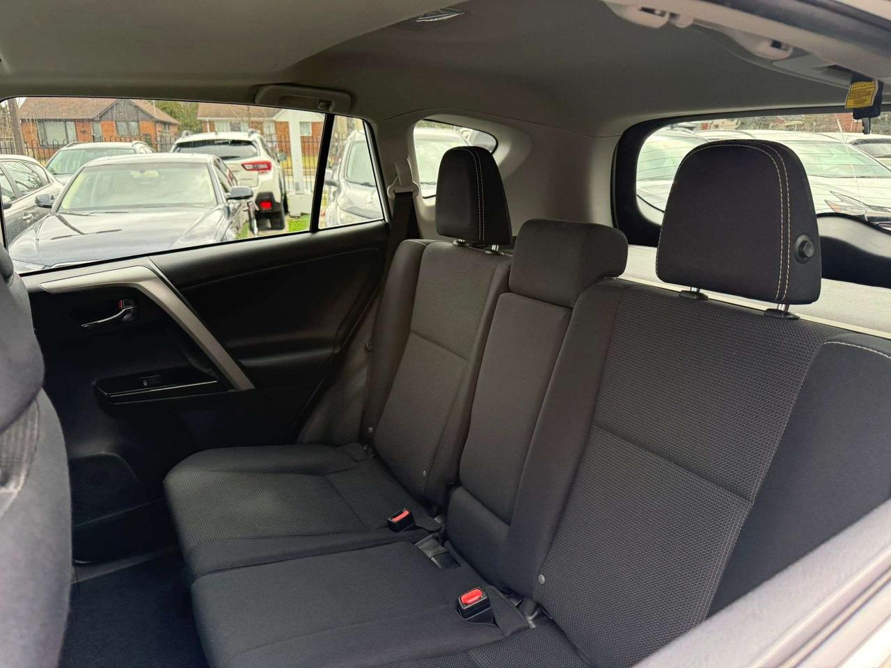 2018 Toyota RAV4 XLE Photo