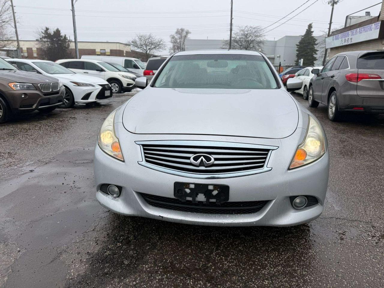 2010 Infiniti G37 X Photo
