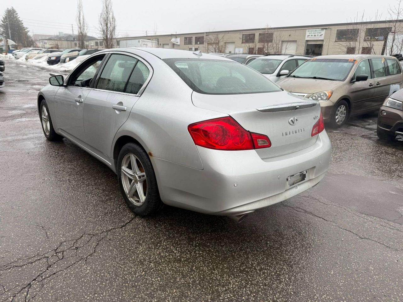 2010 Infiniti G37 X Photo