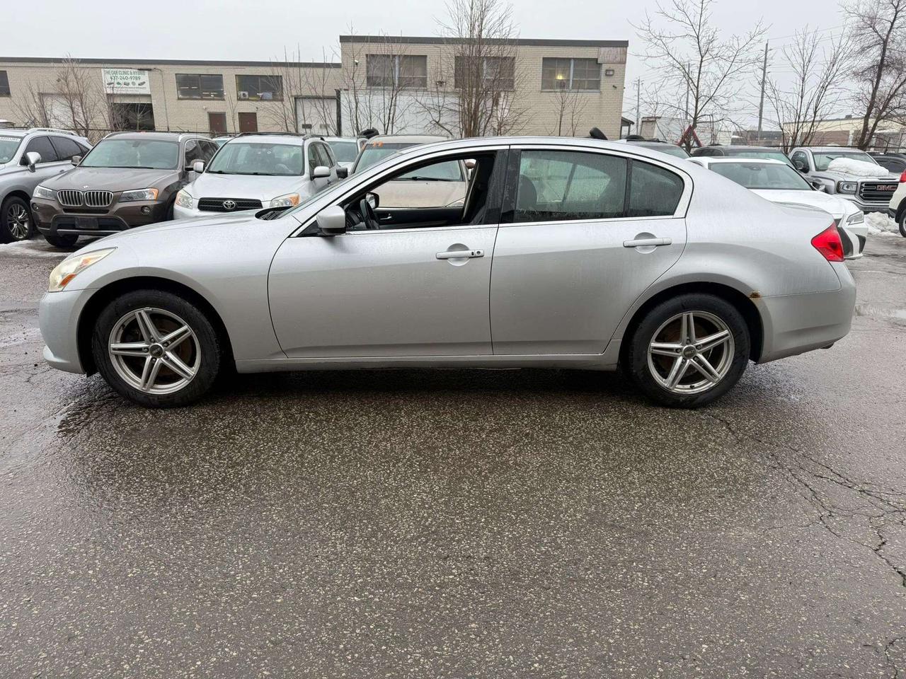 2010 Infiniti G37 X Photo