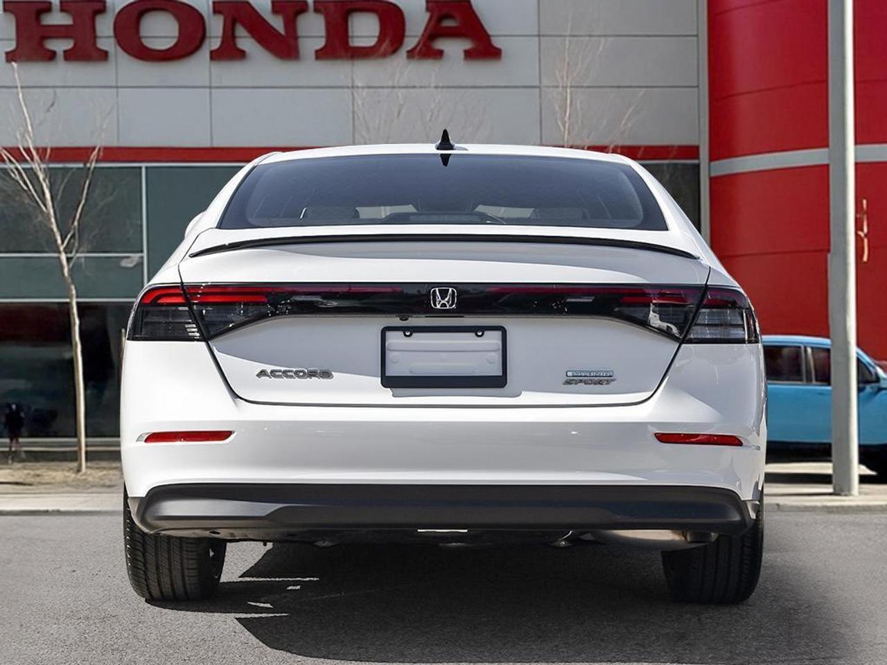 2026 Honda Accord Hybrid Sport-L 4dr Sedan Photo4