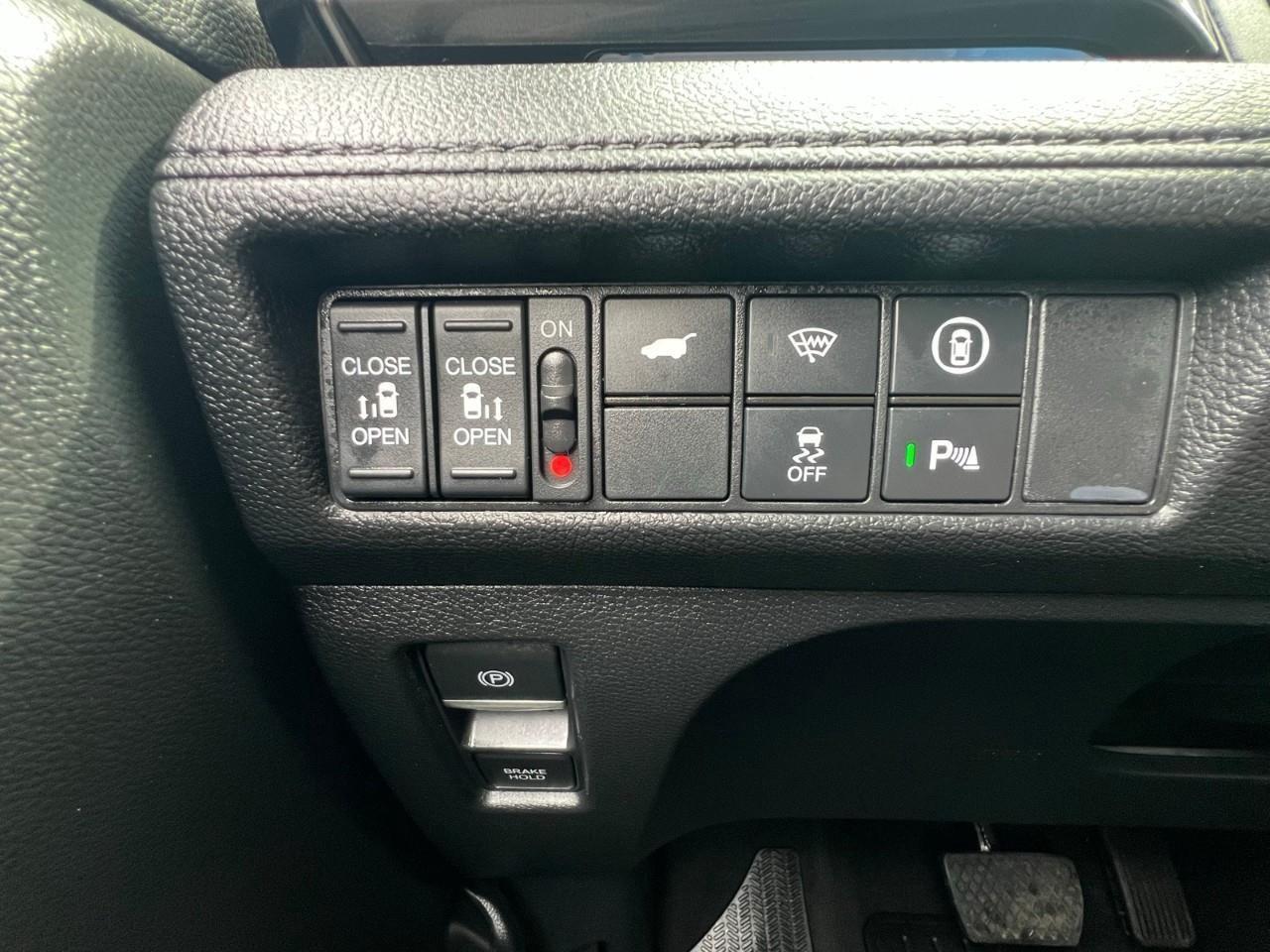 2024 Honda Odyssey Touring Passenger Van Photo