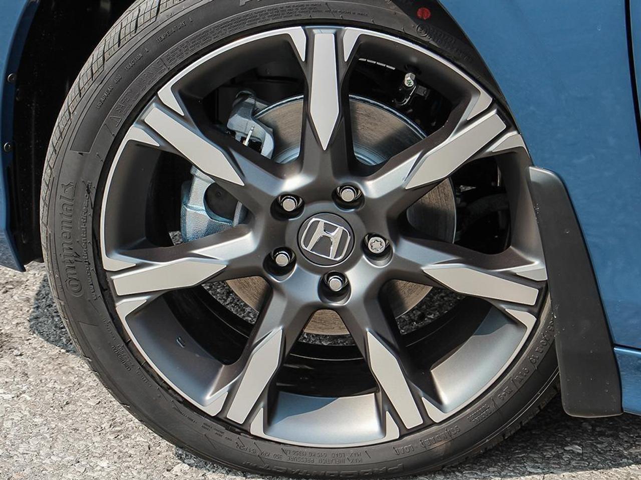 2025 Honda Civic Hybrid Sport Touring 4dr Sedan Photo