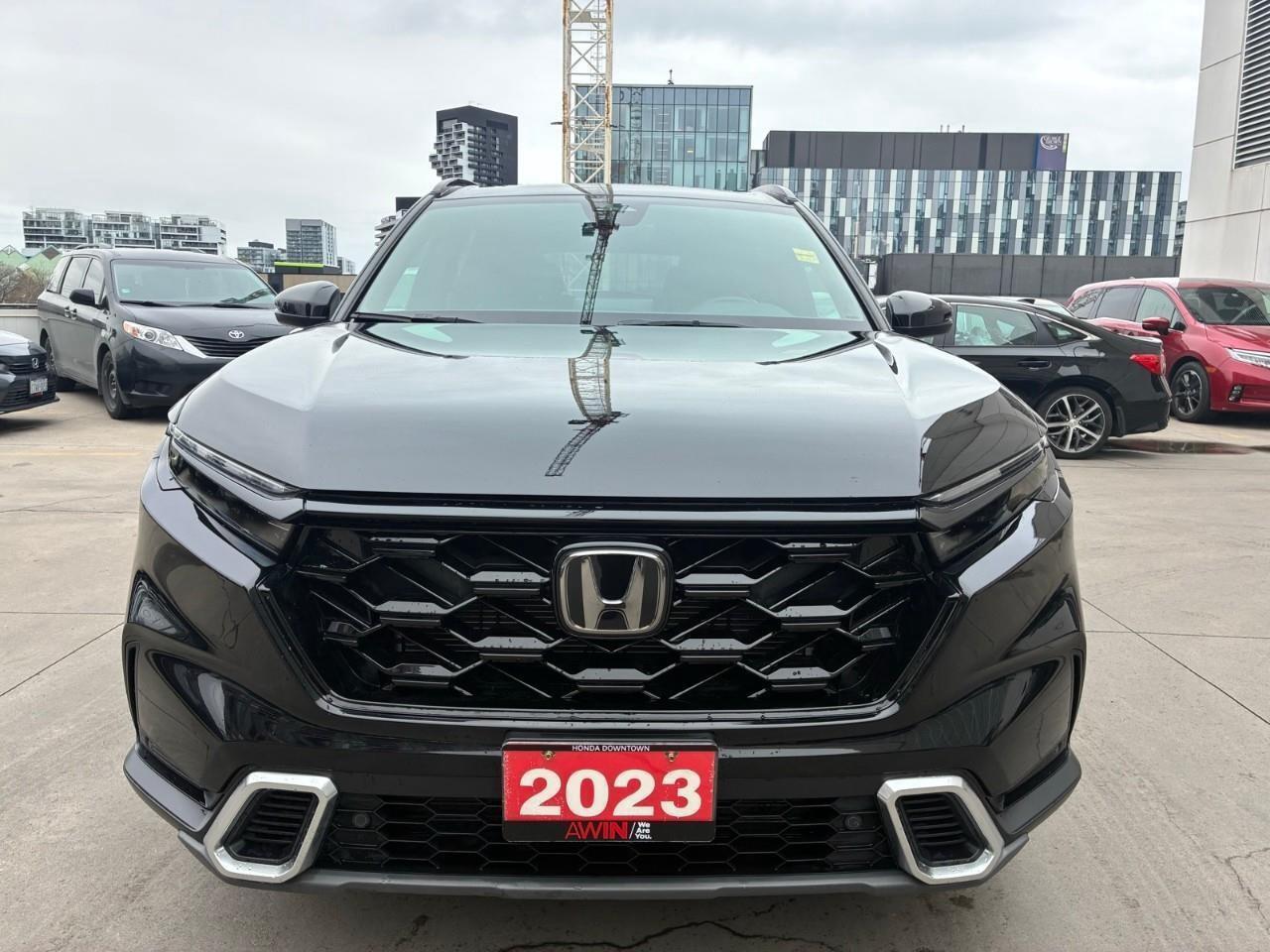2023 Honda CR-V Hybrid Touring 4dr All-Wheel Drive Photo