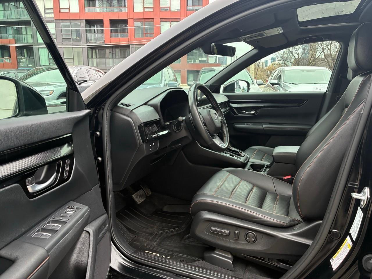 2023 Honda CR-V Hybrid Touring 4dr All-Wheel Drive Photo