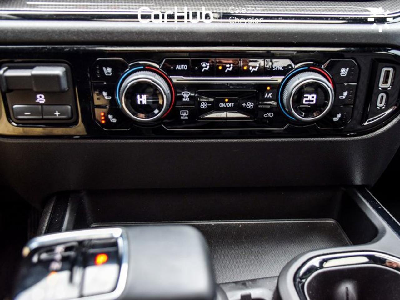 2024 Chevrolet Silverado 1500 ZR2 Photo