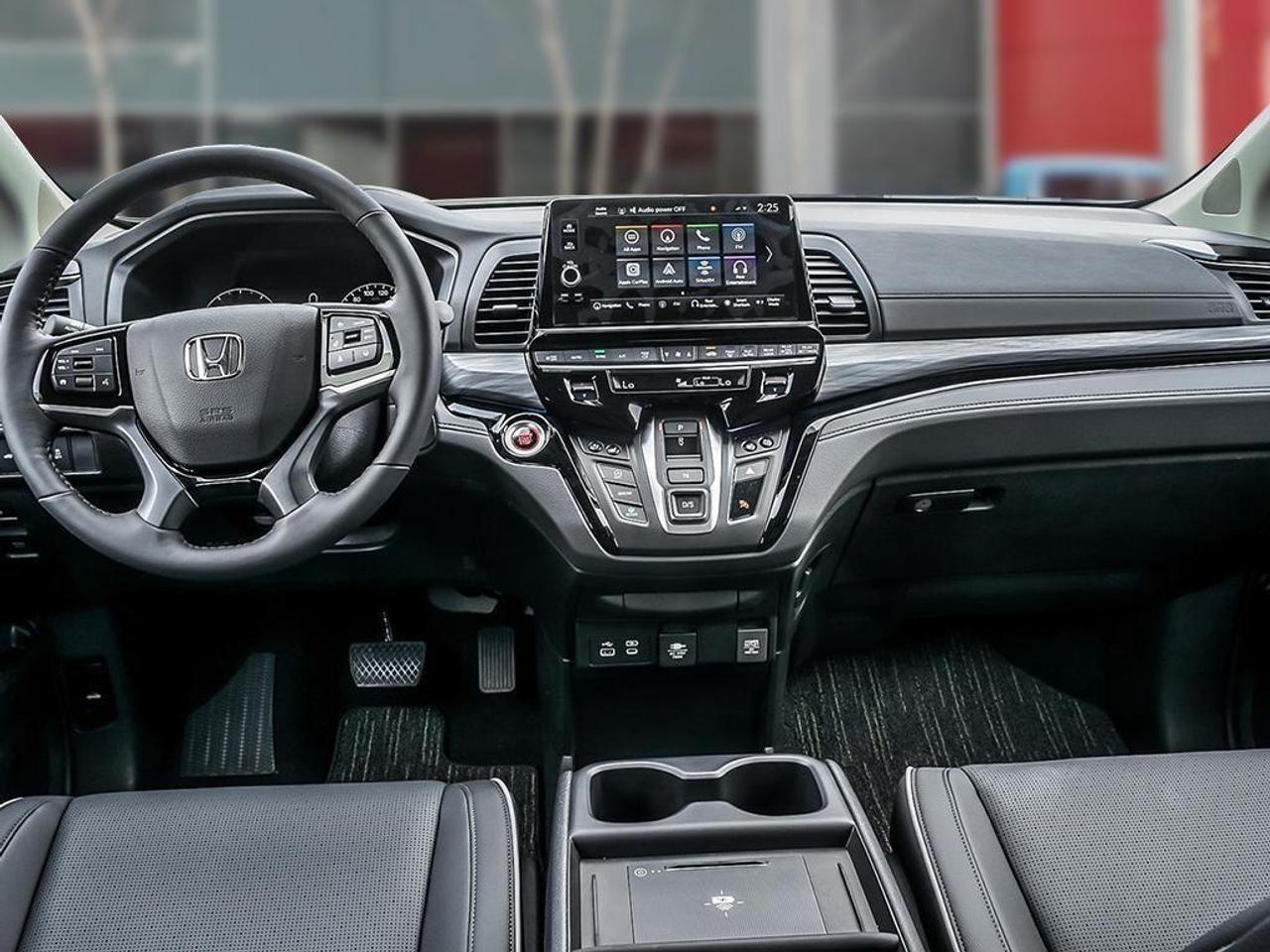 2025 Honda Odyssey Touring Passenger Van Photo