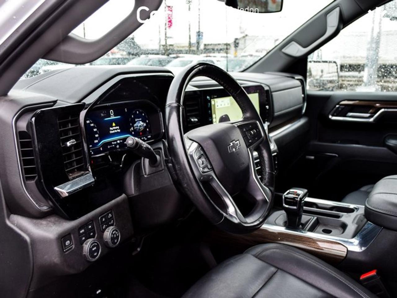 2024 Chevrolet Silverado 1500 RST Photo