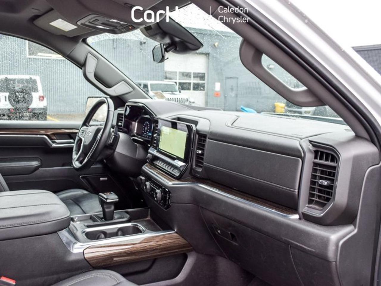 2024 Chevrolet Silverado 1500 RST Photo