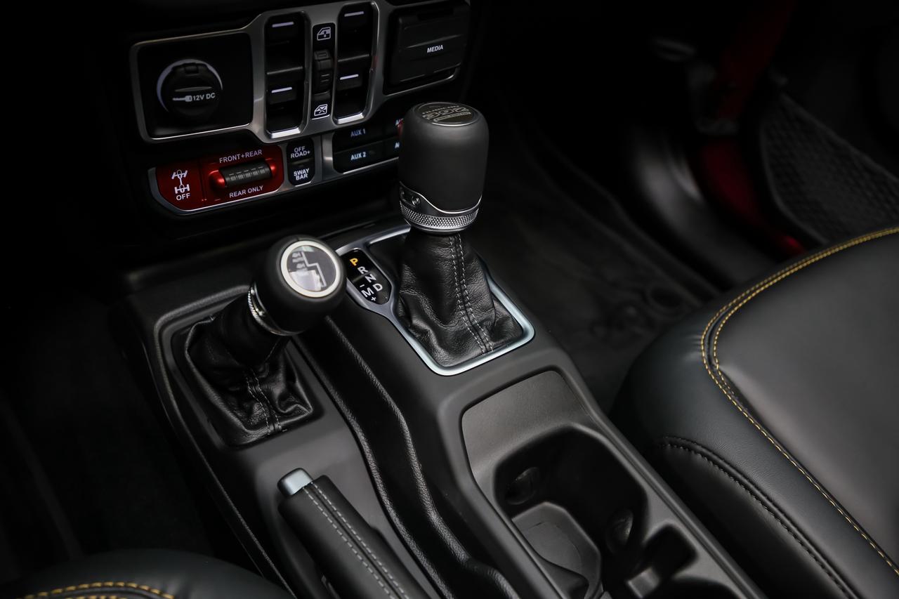 2024 Jeep Wrangler RUBICON 392 FINAL EDITION 4X4 V8 470HP PWRTOP RARE Photo