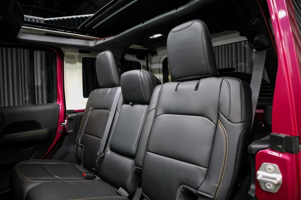 2024 Jeep Wrangler RUBICON 392 FINAL EDITION 4X4 V8 470HP PWRTOP RARE Photo