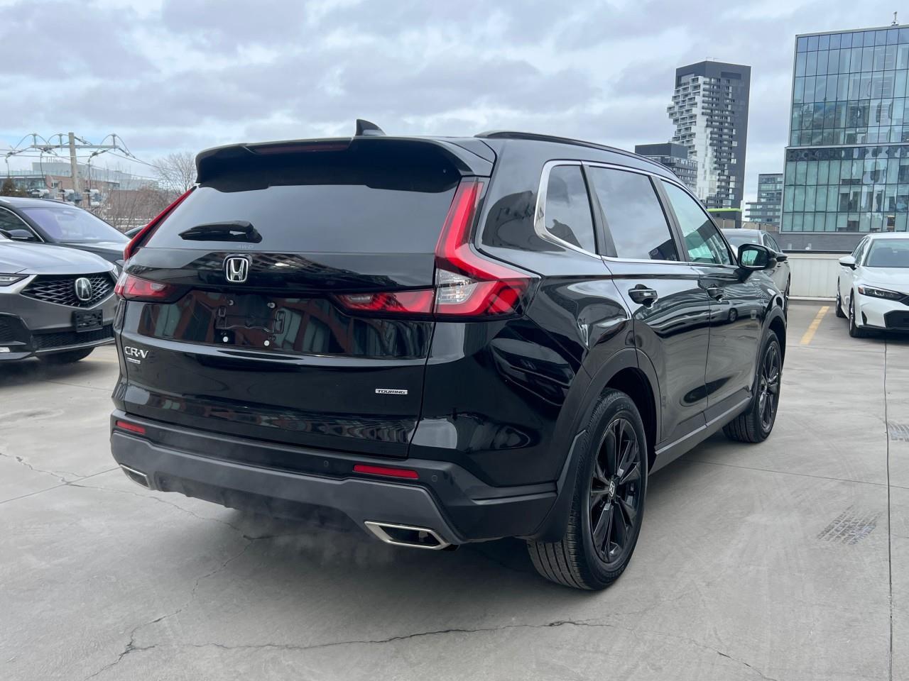 2023 Honda CR-V Hybrid Touring 4dr All-Wheel Drive Photo