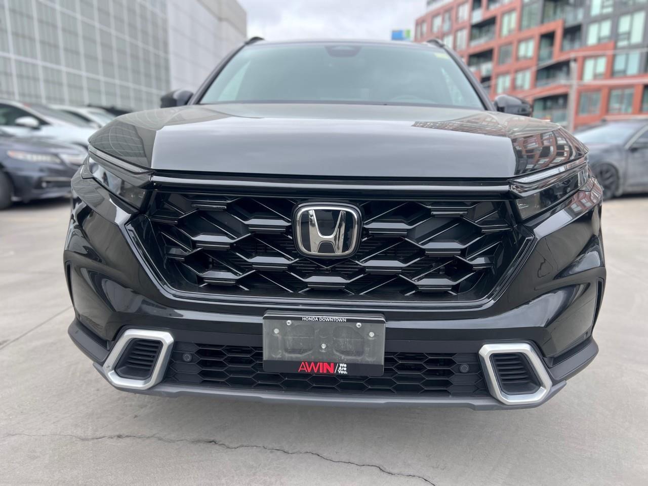 2023 Honda CR-V Hybrid Touring 4dr All-Wheel Drive Photo