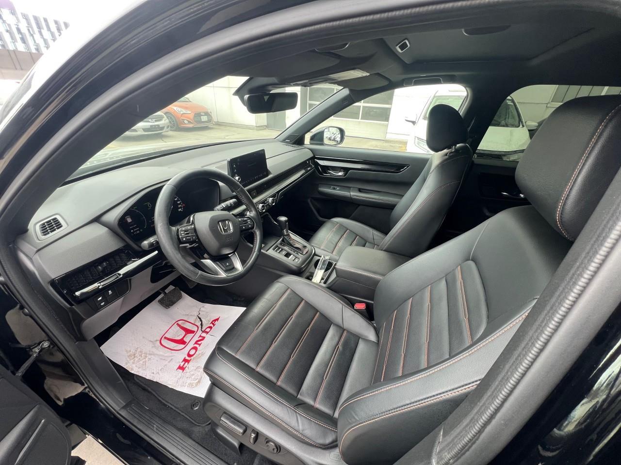 2023 Honda CR-V Hybrid Touring 4dr All-Wheel Drive Photo