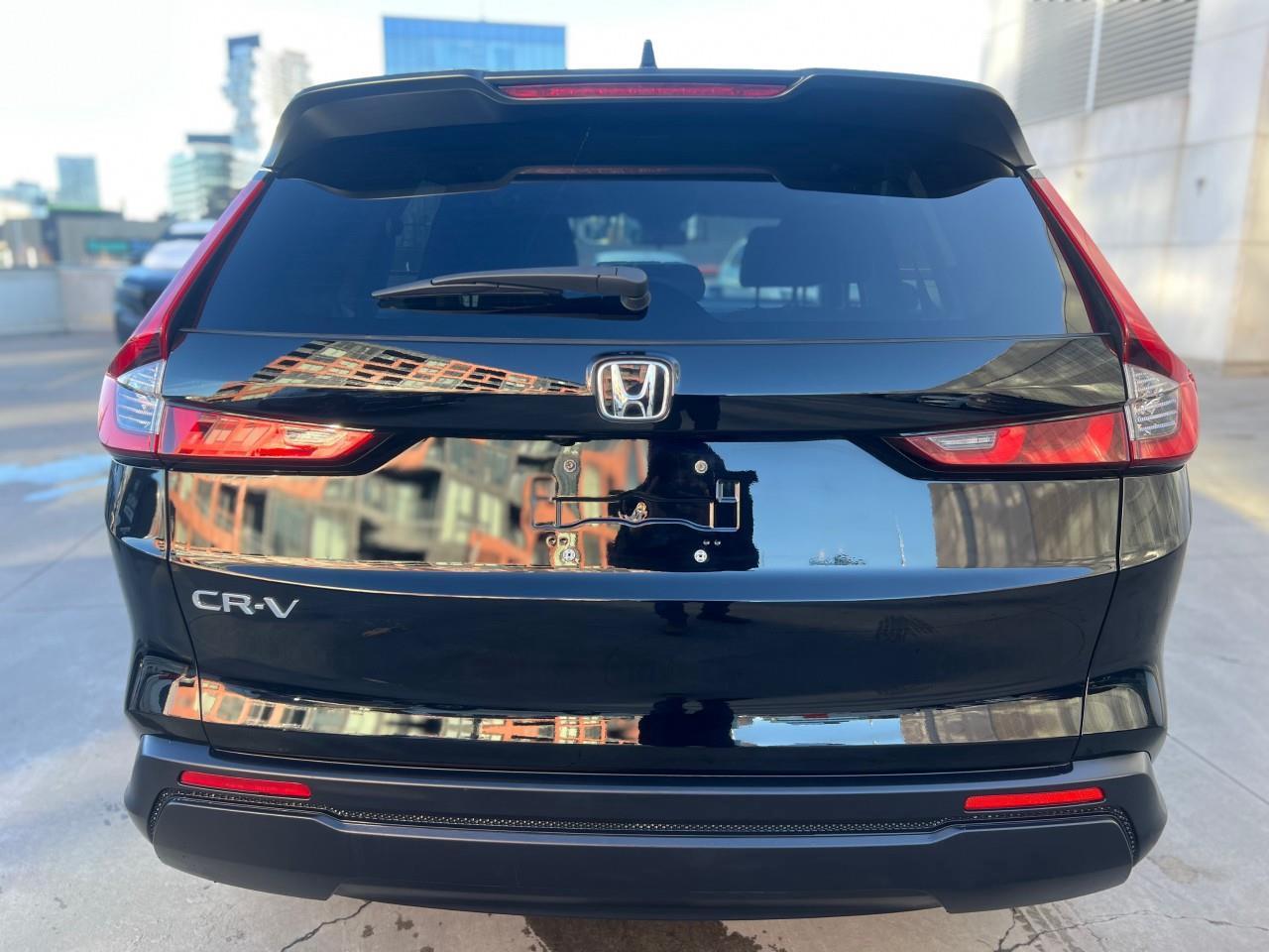 2024 Honda CR-V LX-B 4dr Front-Wheel Drive Photo3