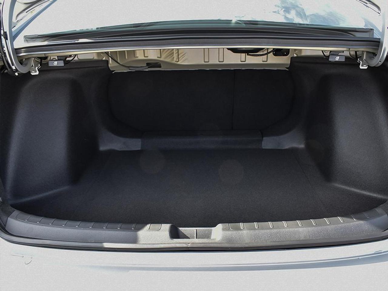 2026 Honda Civic Hybrid Sport Touring 4dr Sedan Photo