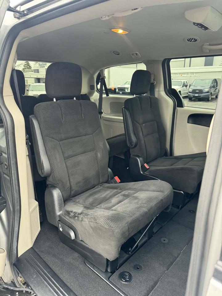 2016 Dodge Grand Caravan 4dr Wgn SXT Photo