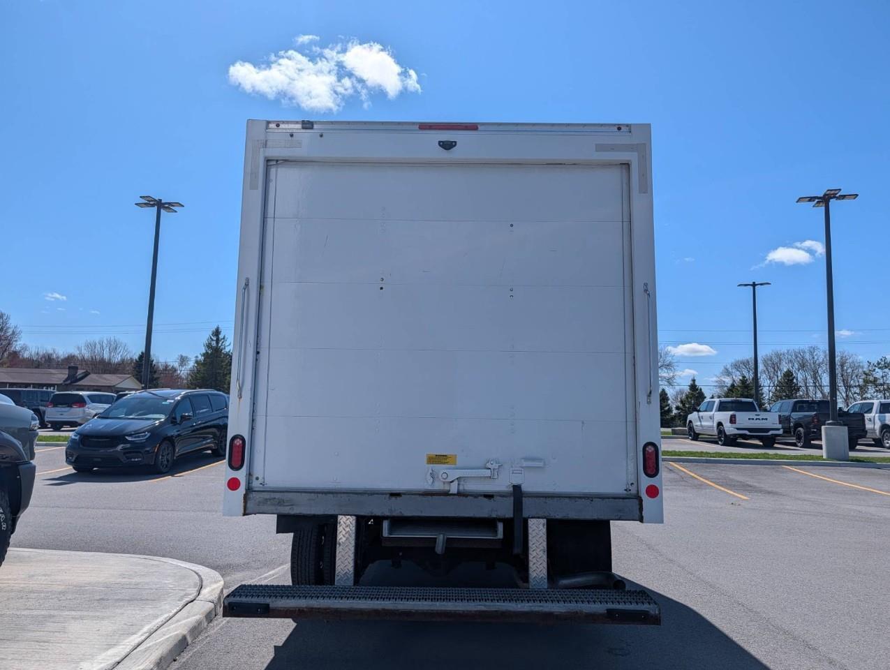 2024 GMC Savana Work Van 2024 SAVANA 3500 CUTAWAY 159 WB DRW Photo