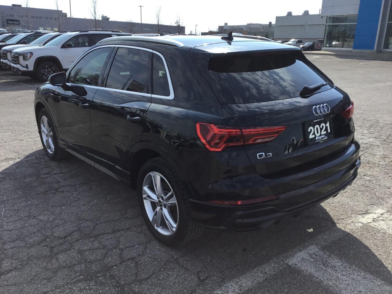 2021 Audi Q3 45 Progressiv Photo