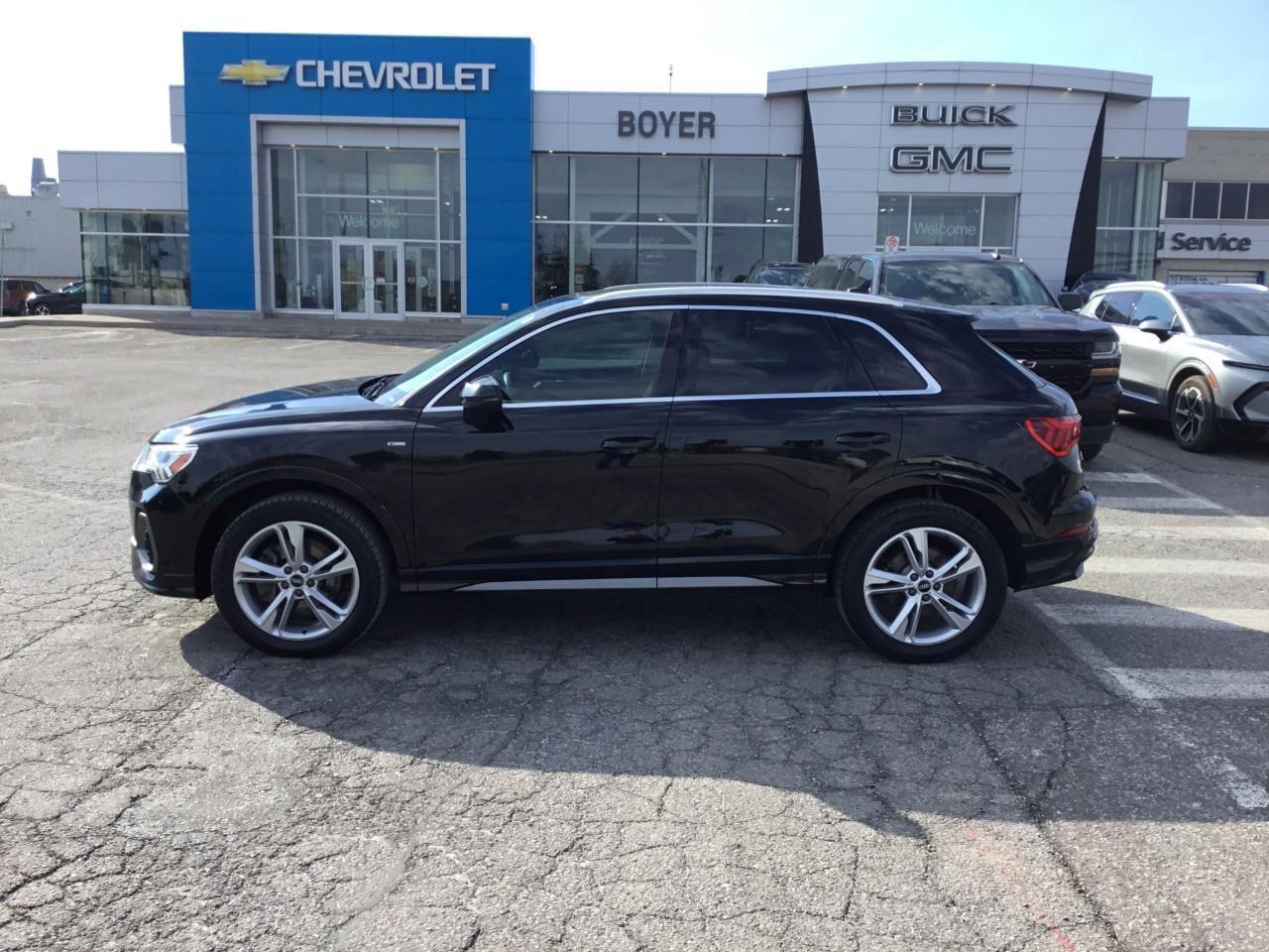 2021 Audi Q3 45 Progressiv Photo