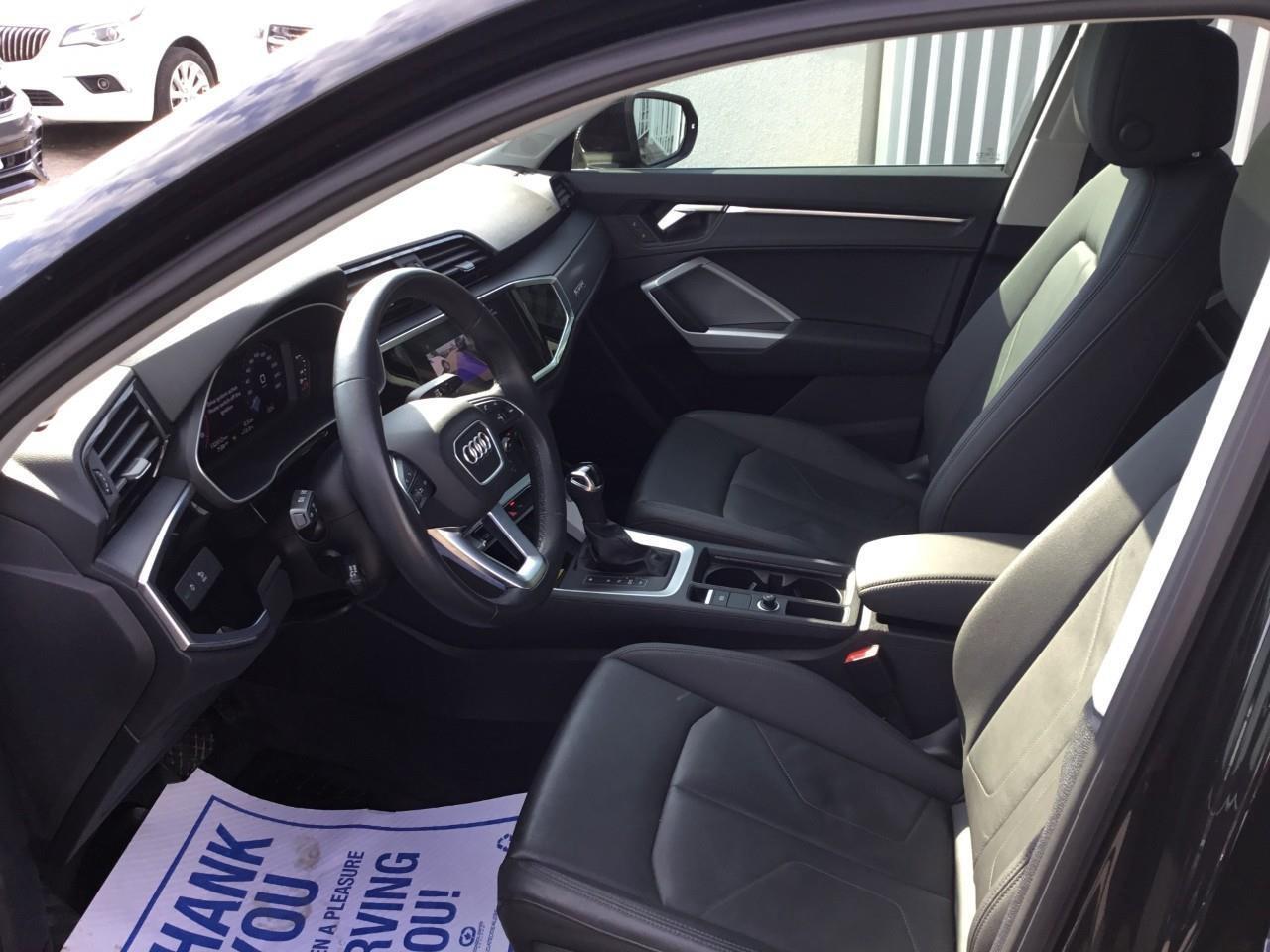 2021 Audi Q3 45 Progressiv Photo