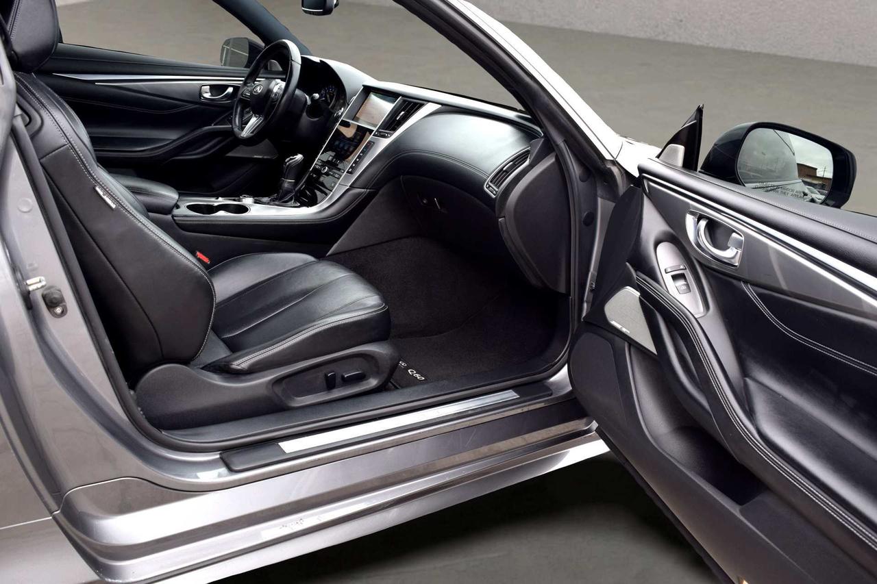 2017 Infiniti Q60 3.0T Premium Photo