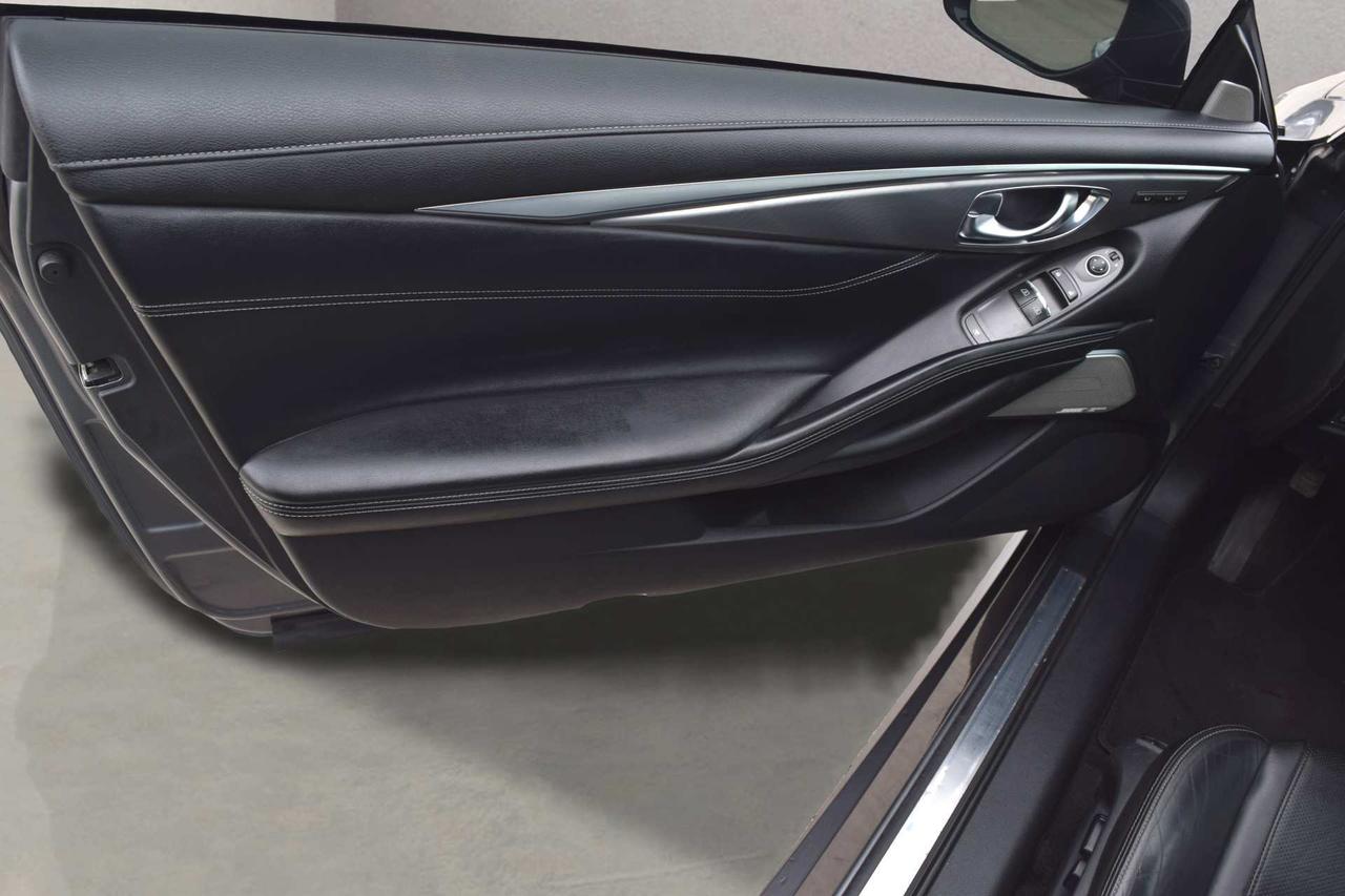 2017 Infiniti Q60 3.0T Premium Photo