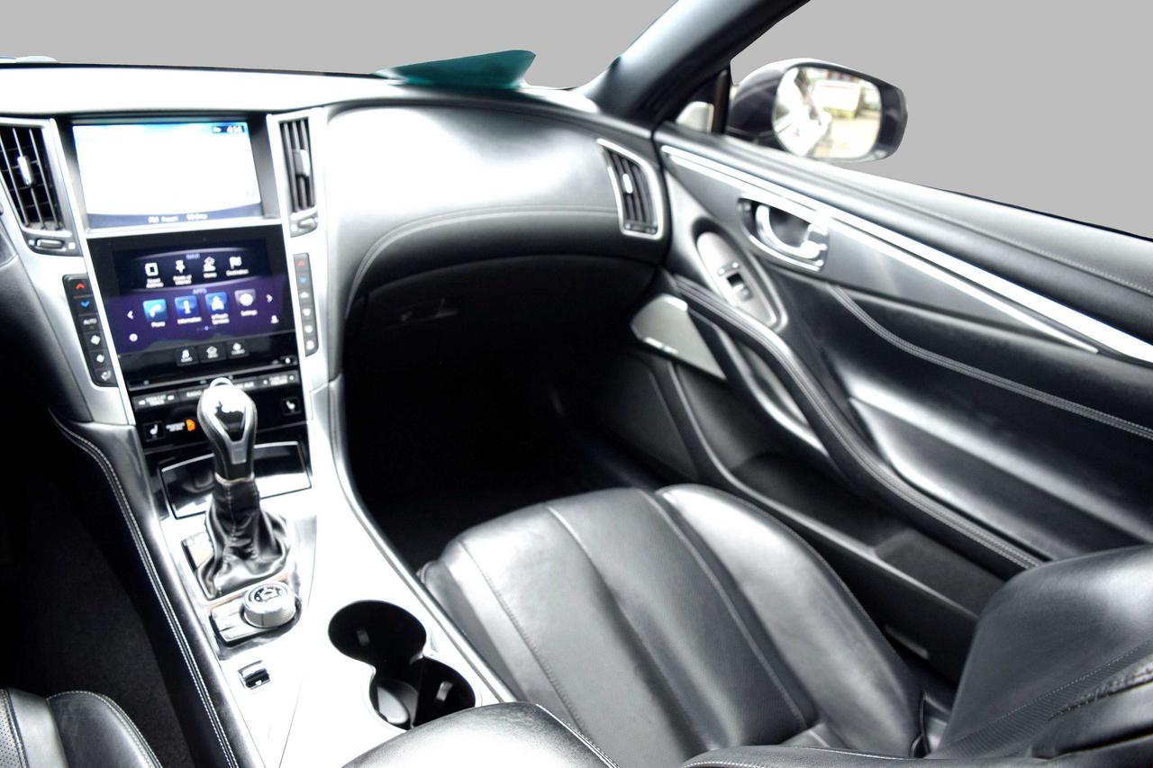 2017 Infiniti Q60 3.0T Premium Photo