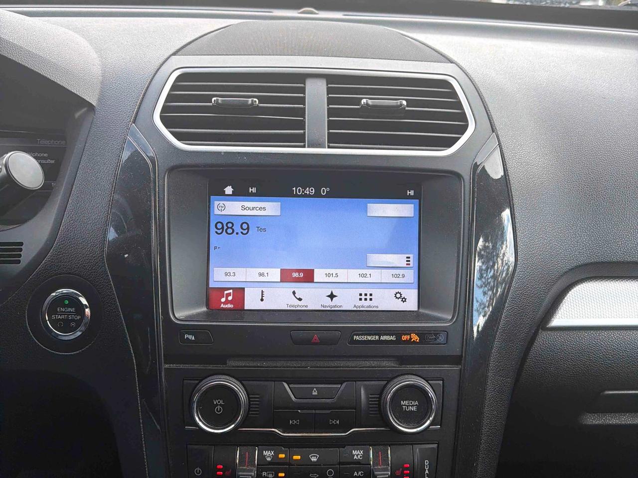 2017 Ford Explorer XLT AWD Navi Dual Sunroof Photo
