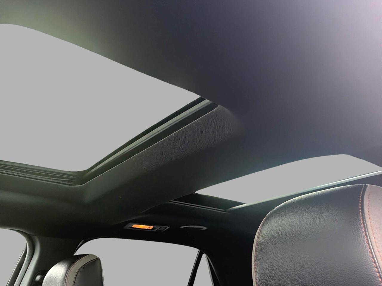 2017 Ford Explorer XLT AWD Navi Dual Sunroof Photo