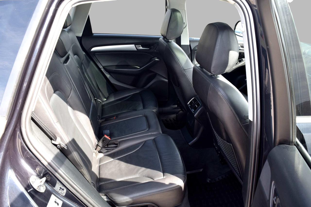 2016 Audi Q5 2.0T Progressiv Navi Panoramic Sunroof Photo