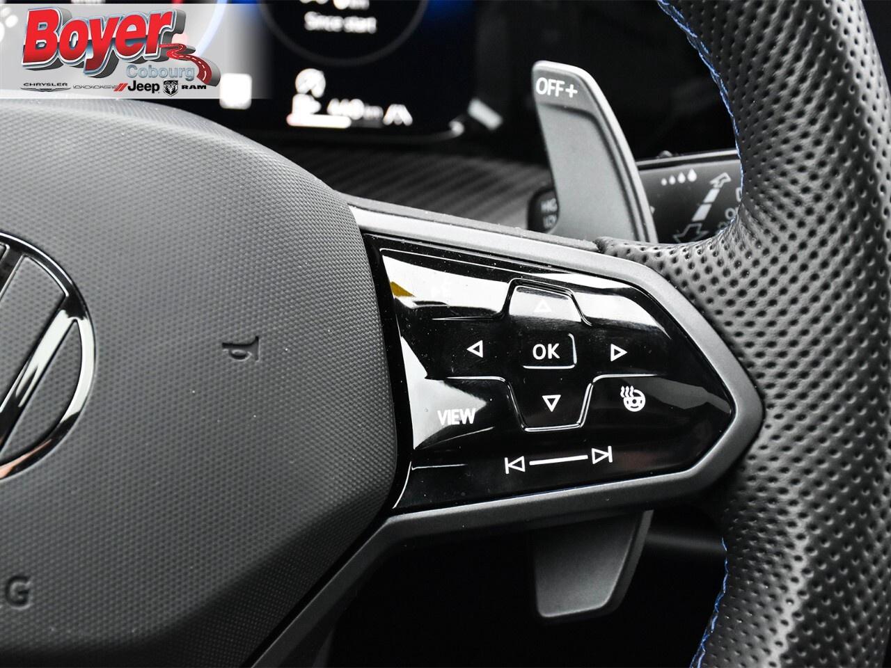 2025 Volkswagen Golf R Black Edition DSG Photo