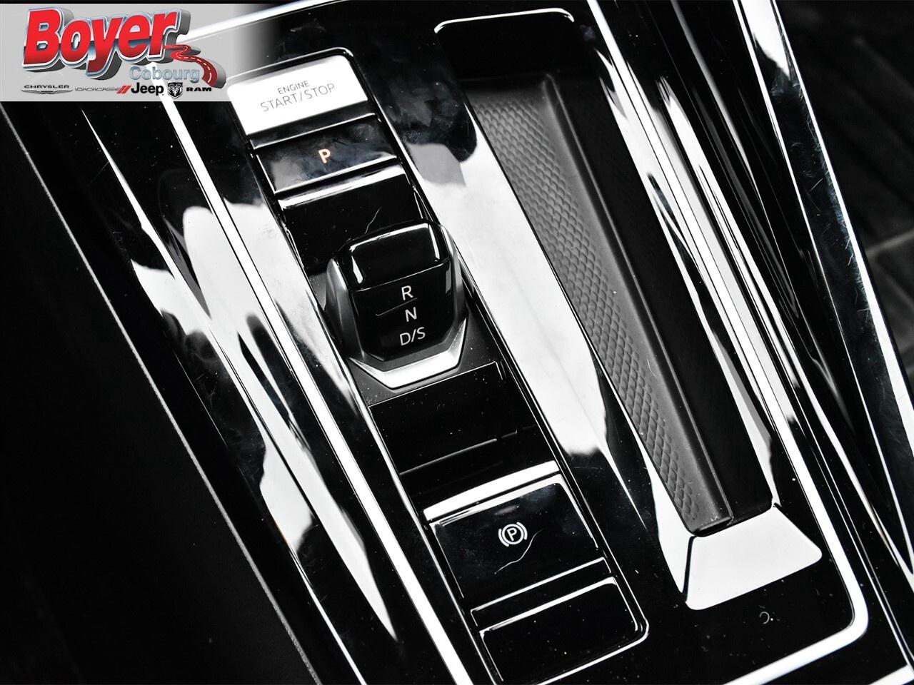 2025 Volkswagen Golf R Black Edition DSG Photo
