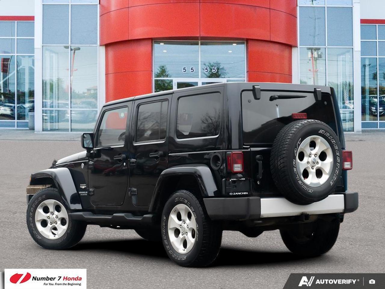 2013 Jeep Wrangler 4dr 4wd Sahara Photo3