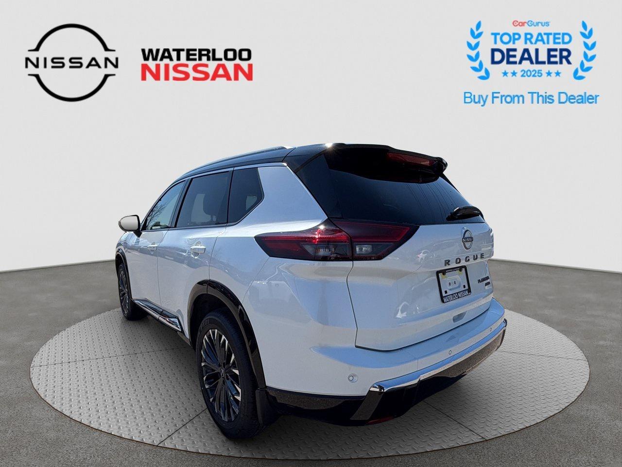 2026 Nissan Rogue Platinum Photo2